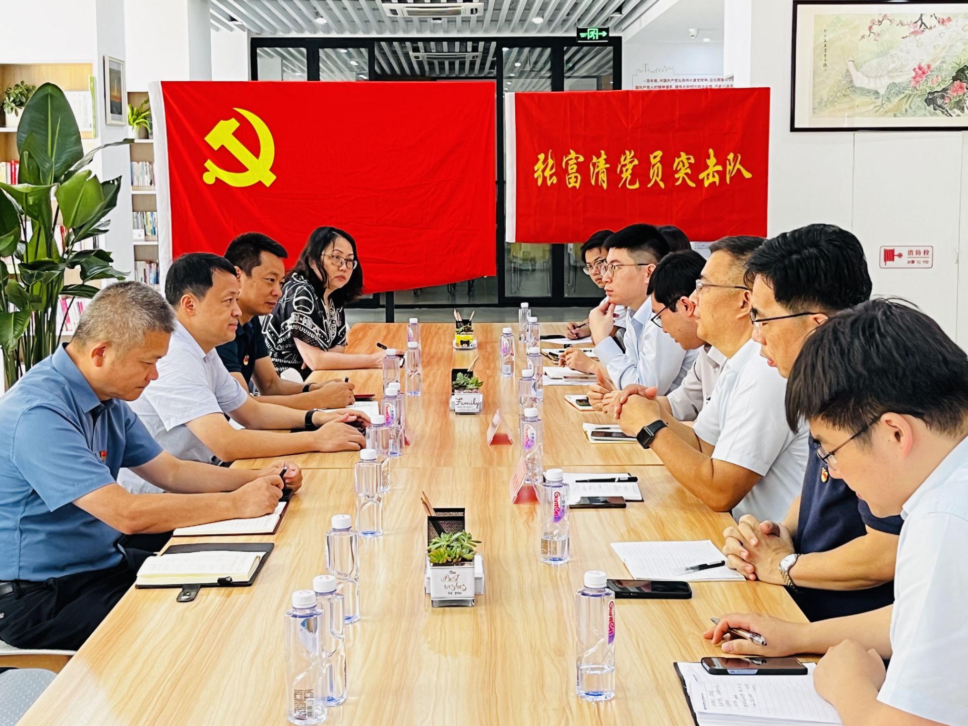 新区宜居  未来已来 —博天堂集团集团开展联合主题党建共建活动